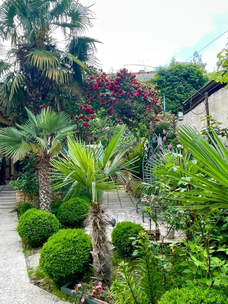 Bed and Breakfast House 41 Tbilisi Exterior foto