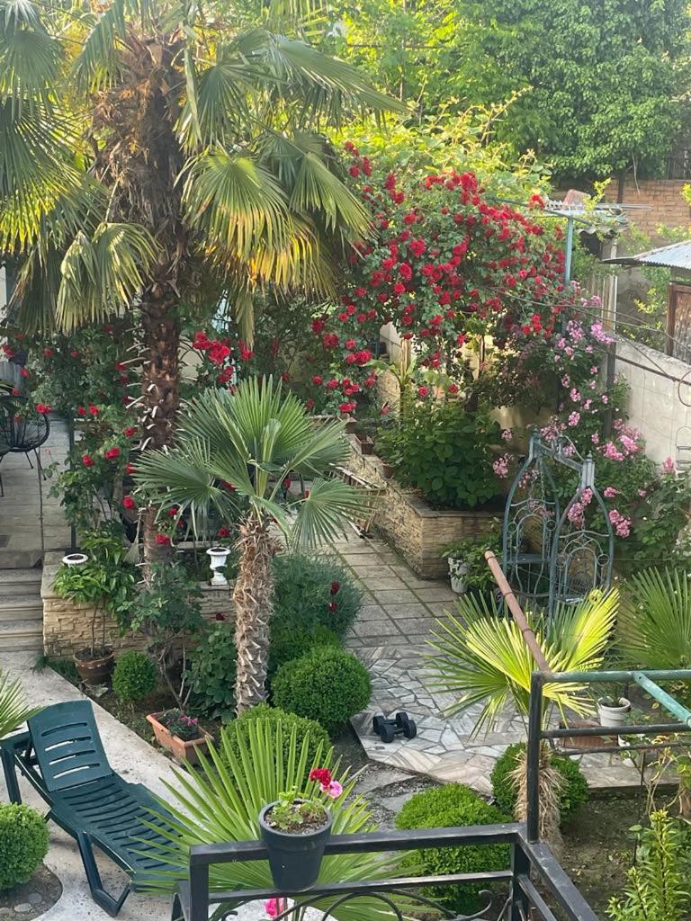 Bed and Breakfast House 41 Tbilisi Exterior foto