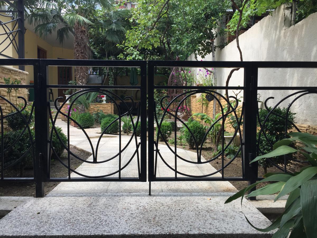 Bed and Breakfast House 41 Tbilisi Exterior foto